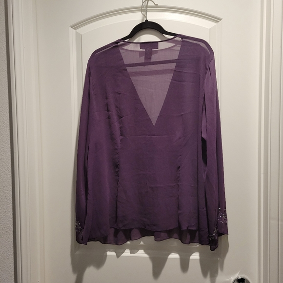 Venezia Purple and Sequenced V Neck Sheer Longsleeve top. Size 18/2… - Picture 2 of 4